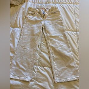 Girls size 12 white Cat & Jack crop jeans